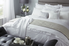 02-master-bedroom-luxury-bedding-bed-linens